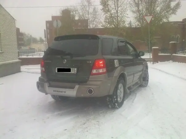 как слить бензин из бака киа соренто