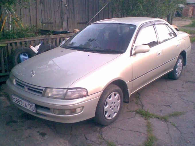 Toyota Carina 1995, бензин, 1800 куб.см, 115 - отзыв владельца