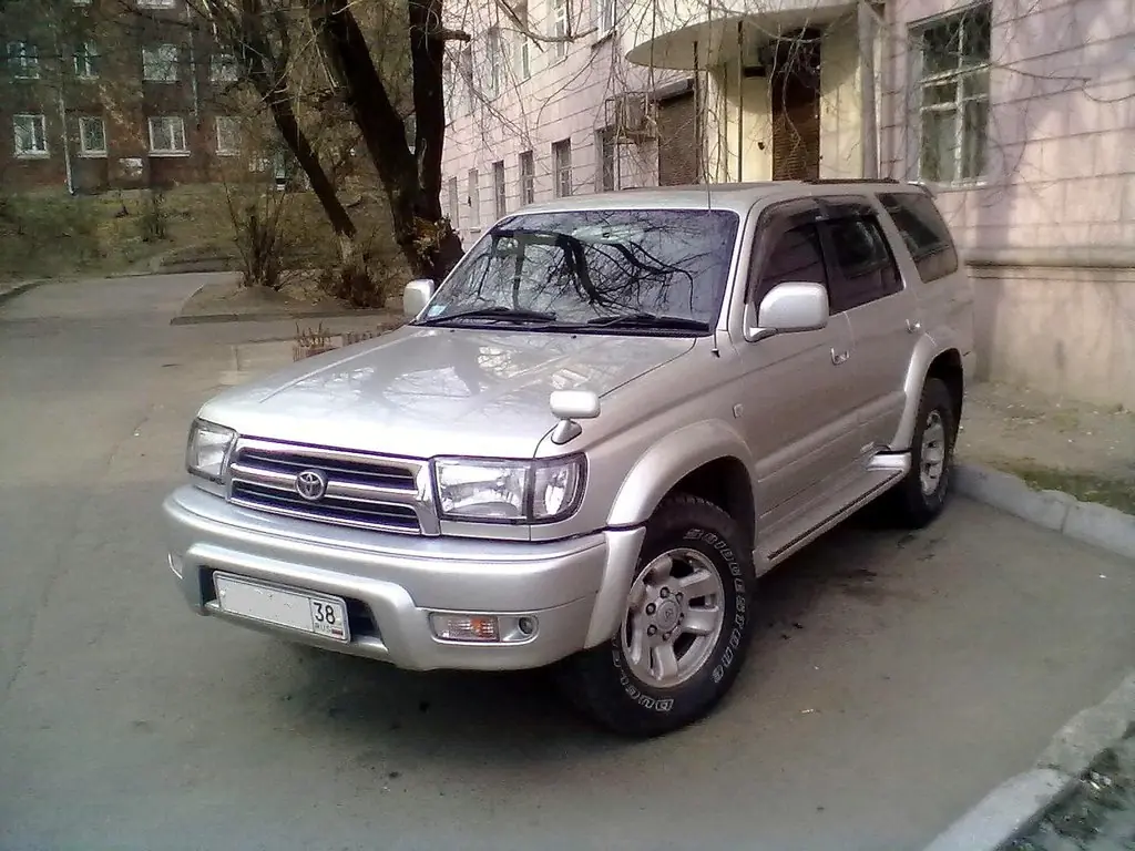 toyota hilux surf, 2000 год