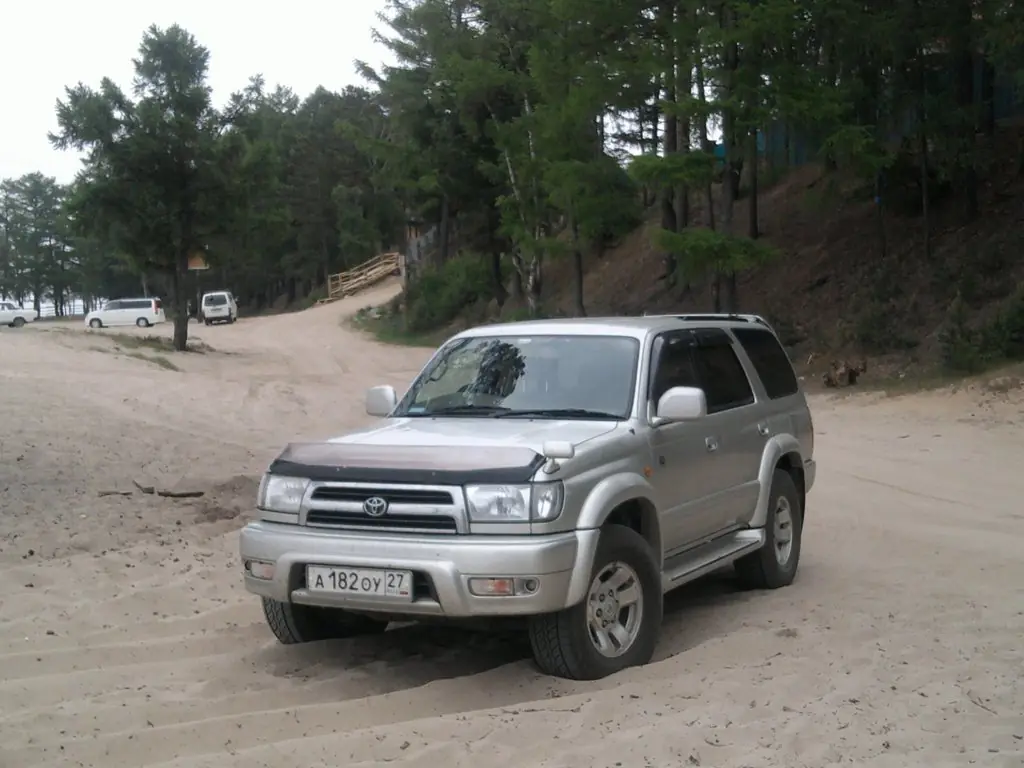 toyota hilux surf, 2000 год