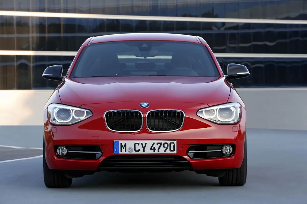 Сравниваем конкурентов Skoda Rapid VS BMW 116i