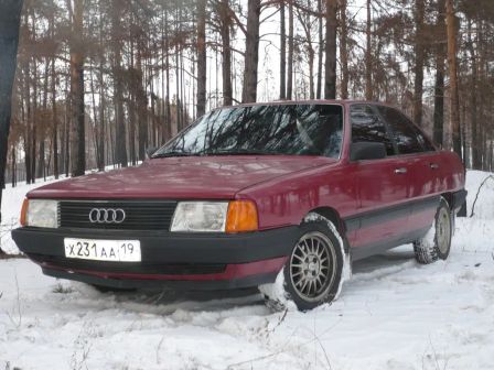 Audi 100 1984 - отзыв владельца