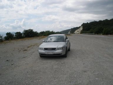 Audi A4 2000   |   14.12.2009.
