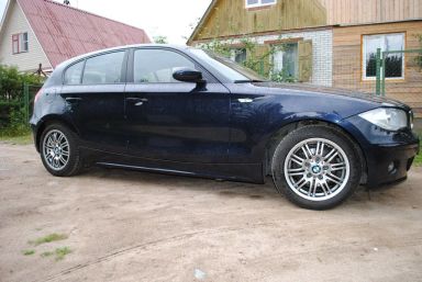 BMW 1-Series, 2005