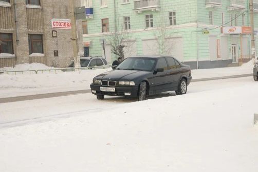 BMW 3-Series 1997 - отзыв владельца