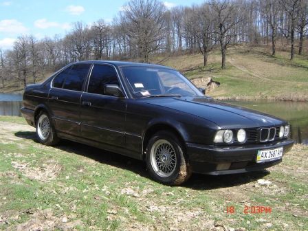 BMW 5-Series 1989 - отзыв владельца