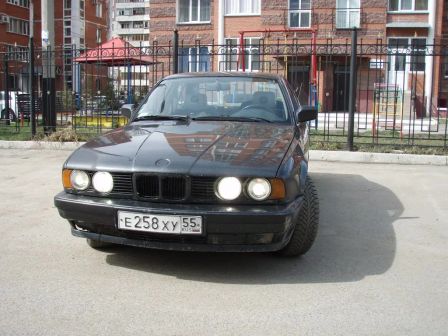 BMW 5-Series 1989 - отзыв владельца