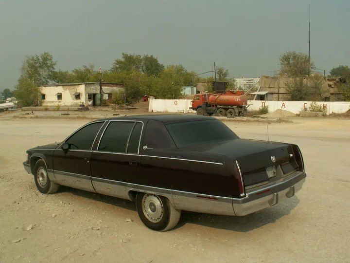 Cadillac Fleetwood Brougham 1993