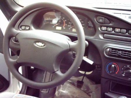 Chevrolet Niva 2003 - отзыв владельца