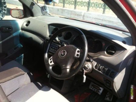 Daihatsu YRV 2001 -  