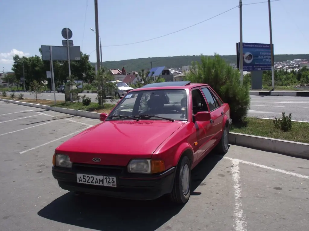 ford escort 1993 1,9 л.отзывы