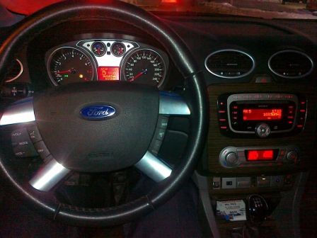 Ford Focus 2008 - отзыв владельца