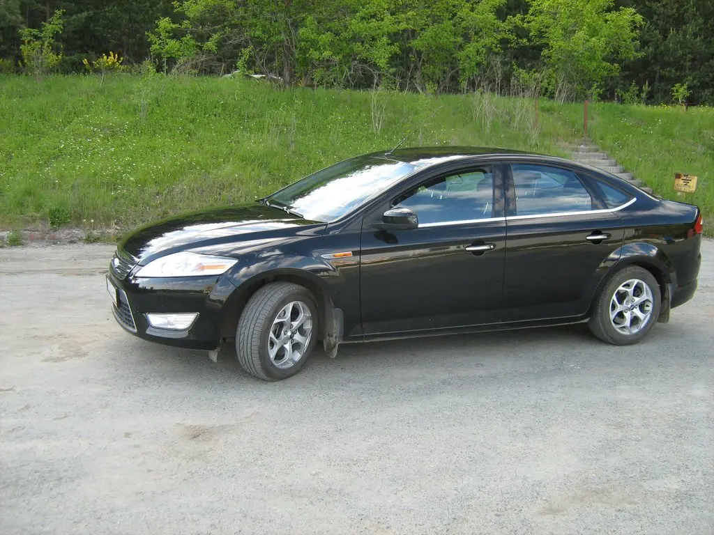 Ford Mondeo 2008, 2 литра, Добрый день писарь из меня не очень так что не  ругайте сильно, 145 л.с., механическая коробка передач, расход 9, 5-10, 5,  Свердловская область