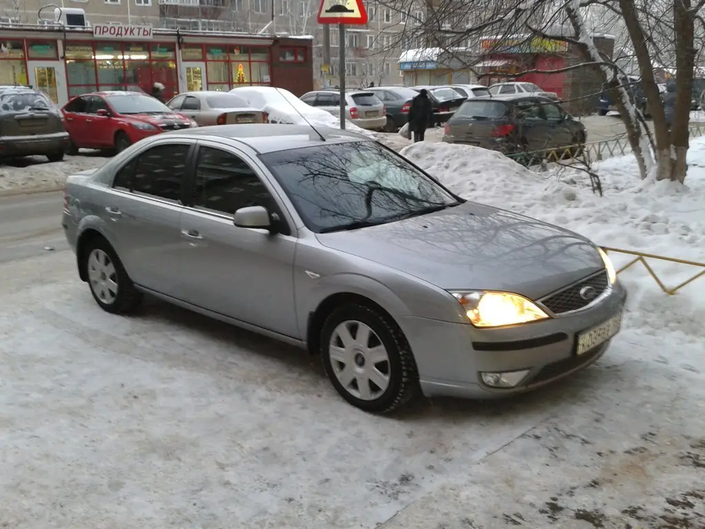 ford mondeo 2006 стоит форум