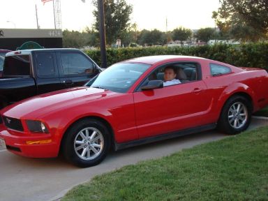 Ford Mustang 2007 отзыв автора | Дата публикации 24.04.2012.
