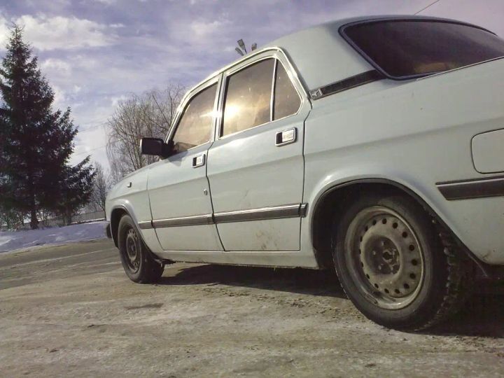 Продаю волгу 3110