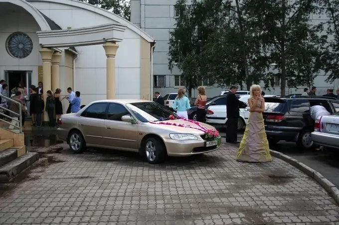 Honda Accord 2000, Уважаемые читатели, бензин, Красноярск ...