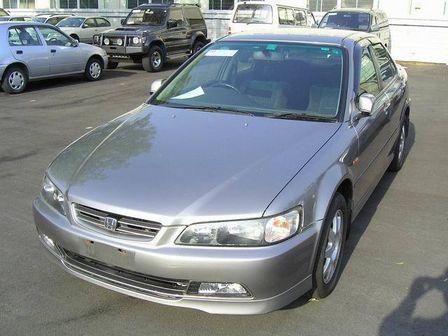 Honda Accord 2000 -  