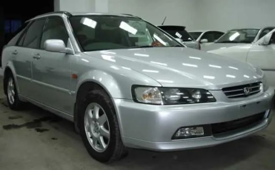 Honda Accord 1999 - отзыв владельца