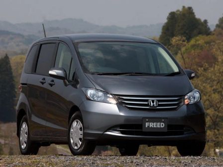 Honda Freed 2008 - отзыв владельца