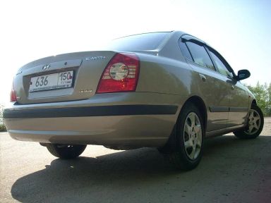 Hyundai Elantra, 2005