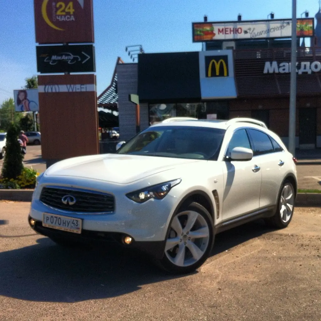 Infiniti FX37 2011, 3.7л., Доброго времени суток, уважаемый читатель!),  бензиновый, Киров, АКПП