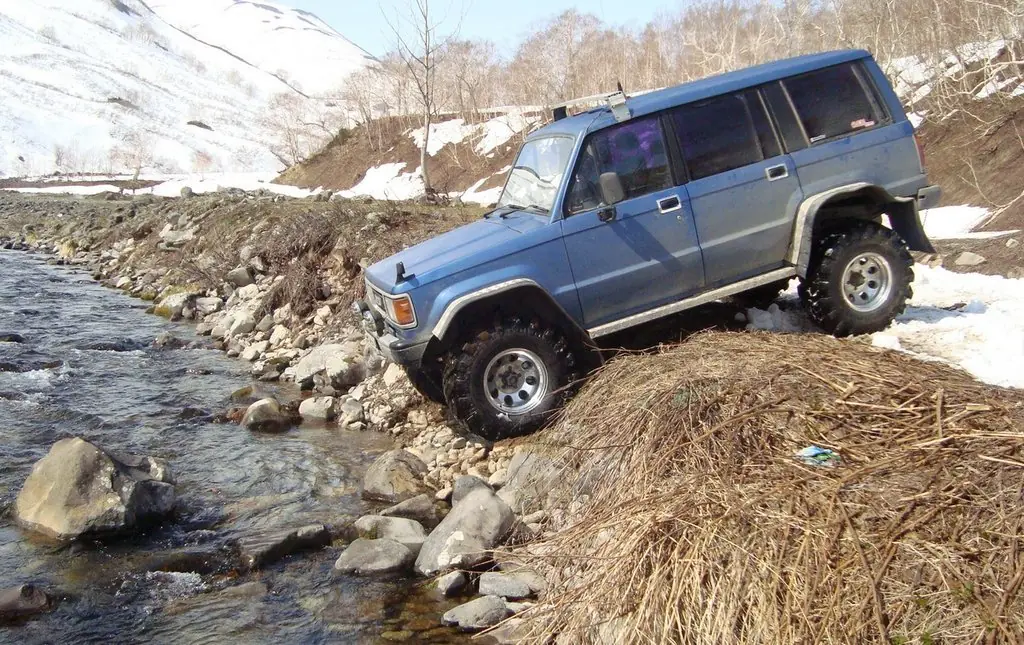 Isuzu Bighorn off Road