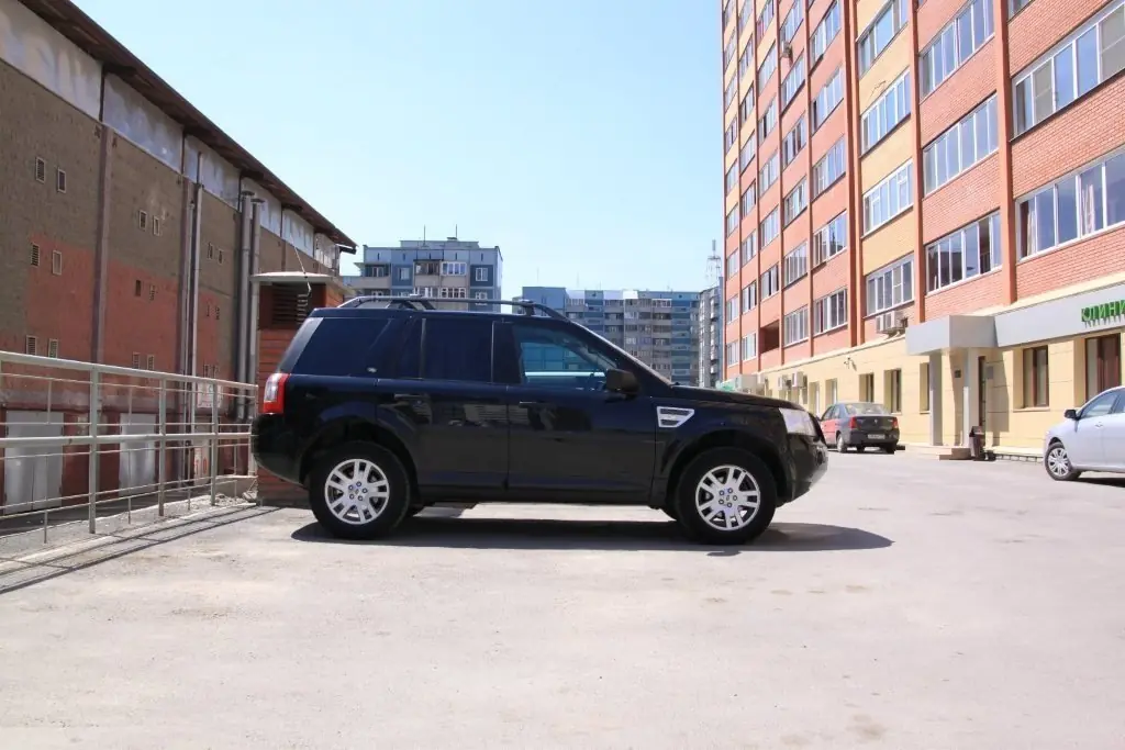 Замена вакуумного усилителя Land Rover Freelander II (Ленд Ровер Фрилендер 2) в Москве