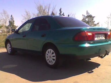 Mazda 323, 1996
