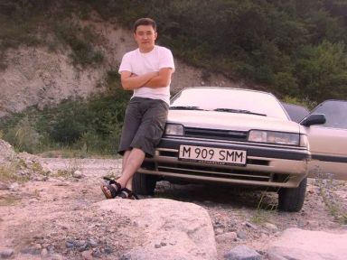 Mazda 626, 1988