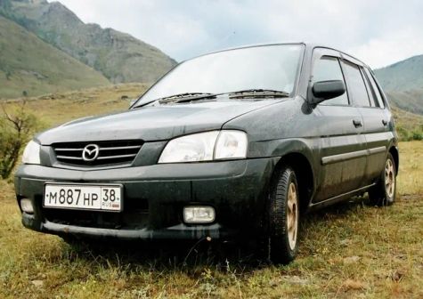 Mazda Demio 2000 -  