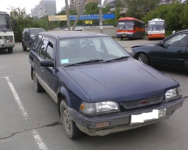 Mazda Familia, 1993