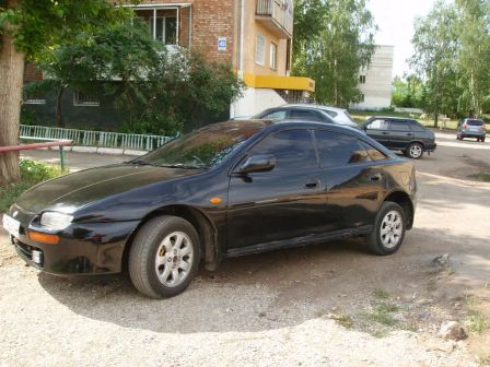 Mazda Lantis 1993 -  
