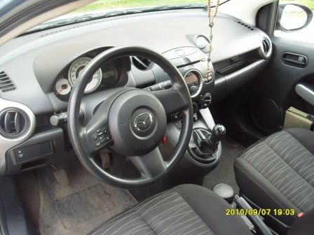 Mazda Mazda2 2008 - отзыв владельца