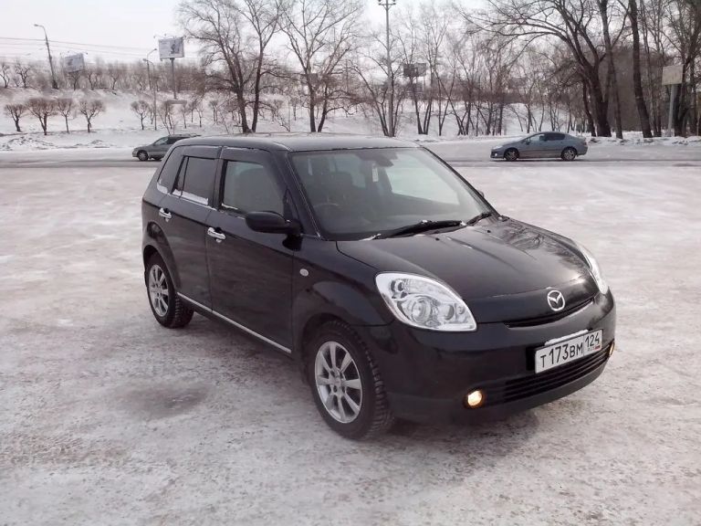Мазда вериса 2005. Мазда вериса 2006 года. Мазда вериса 2005. Mazda verisa 2005. Мазда вериса 2005 год.