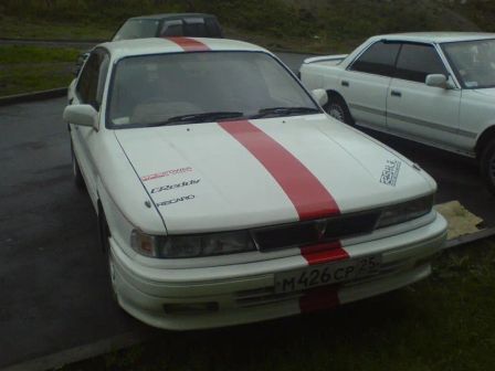 Mitsubishi Eterna 1988 - отзыв владельца