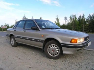 Mitsubishi Galant, 1989