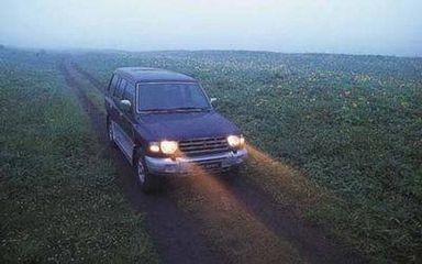 Mitsubishi Pajero 1993   |   12.11.2004.