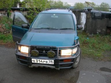 Mitsubishi RVR, 1996