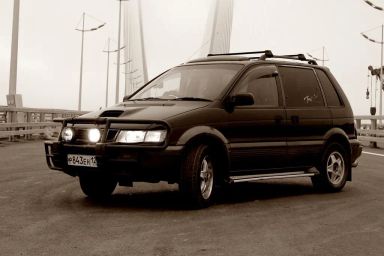 Mitsubishi RVR, 1994