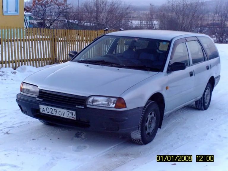 Купить Ниссан Авенир 1998