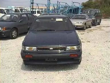 Nissan Bluebird, 1991