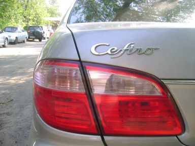 Nissan Cefiro, 2001