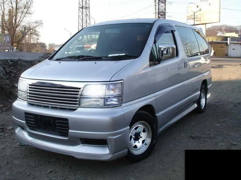 Фотографии Nissan Elgrand