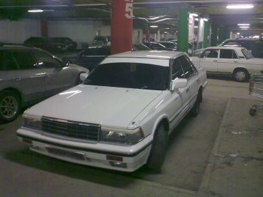 Nissan Laurel, 1987