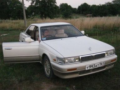 Nissan Laurel, 1991