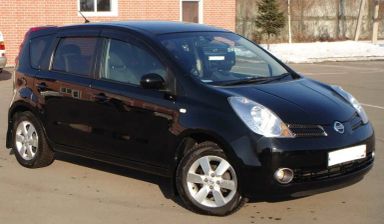 Nissan Note 2005   |   17.11.2010.