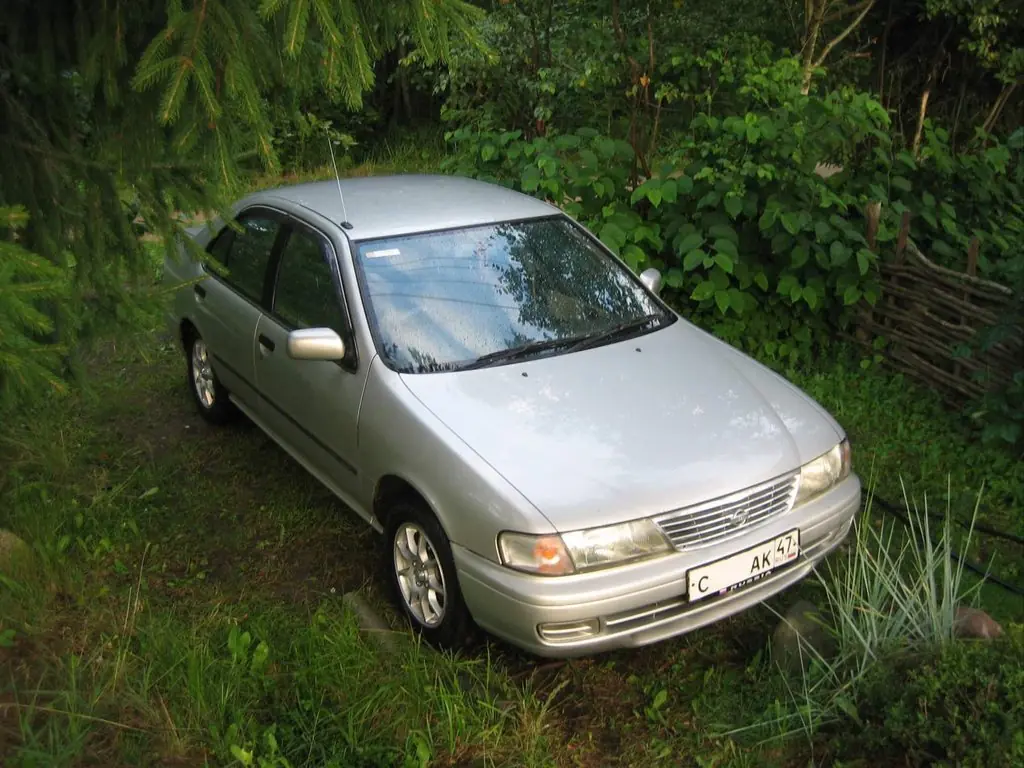 Nissan Sunny 1997 года, 1.5л., Доброго времени суток, Санкт-Петербург,  бензин, двигатель GA15 105, механика