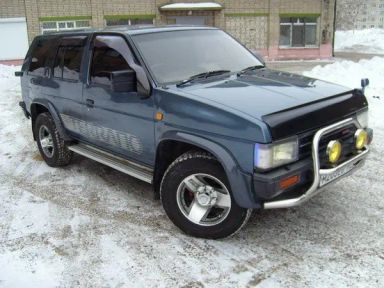 Nissan Terrano, 1992