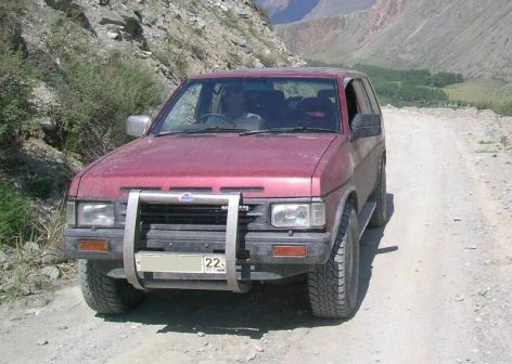Nissan Terrano 1991 - отзыв владельца